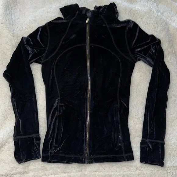 NEW! Lululemon Hooded Velvet Define Jacket - Picture 3 of 7